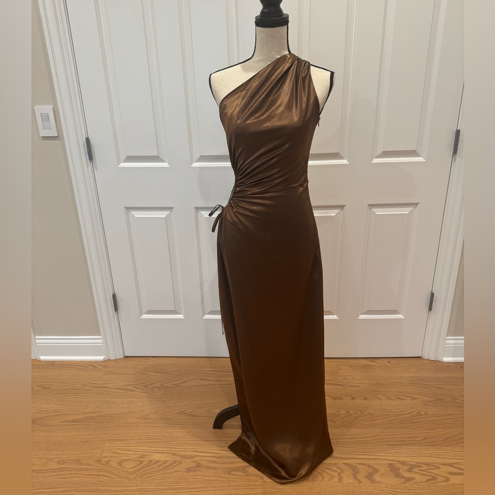 Elegant Brown One-Shoulder Dress